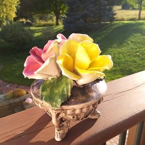 Nuova Capodimonte Porcelain Rose Flowers, Footed Vase, Hand Painted in Italy 